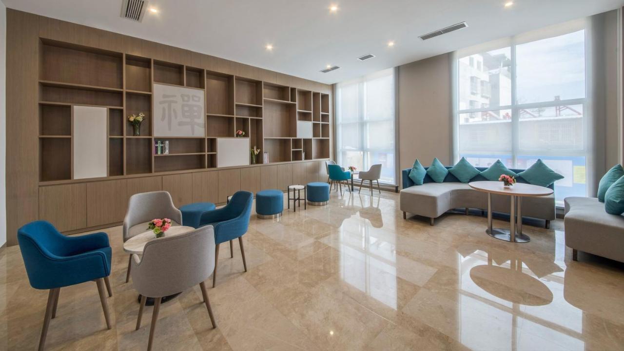 Holiday Inn Express - Xichang City Center By Ihg Экстерьер фото