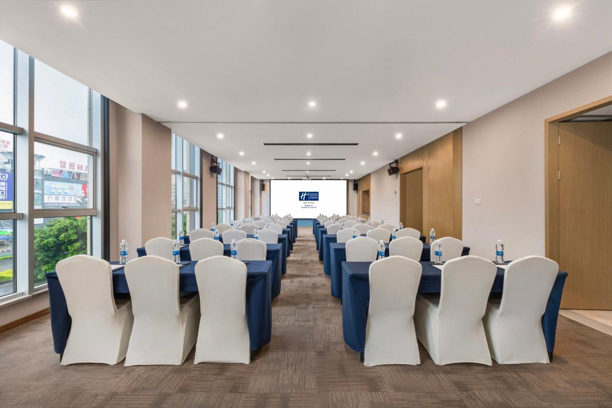 Holiday Inn Express - Xichang City Center By Ihg Экстерьер фото