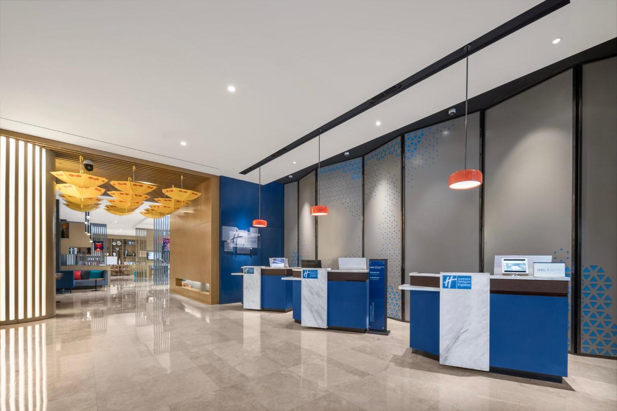 Holiday Inn Express - Xichang City Center By Ihg Экстерьер фото