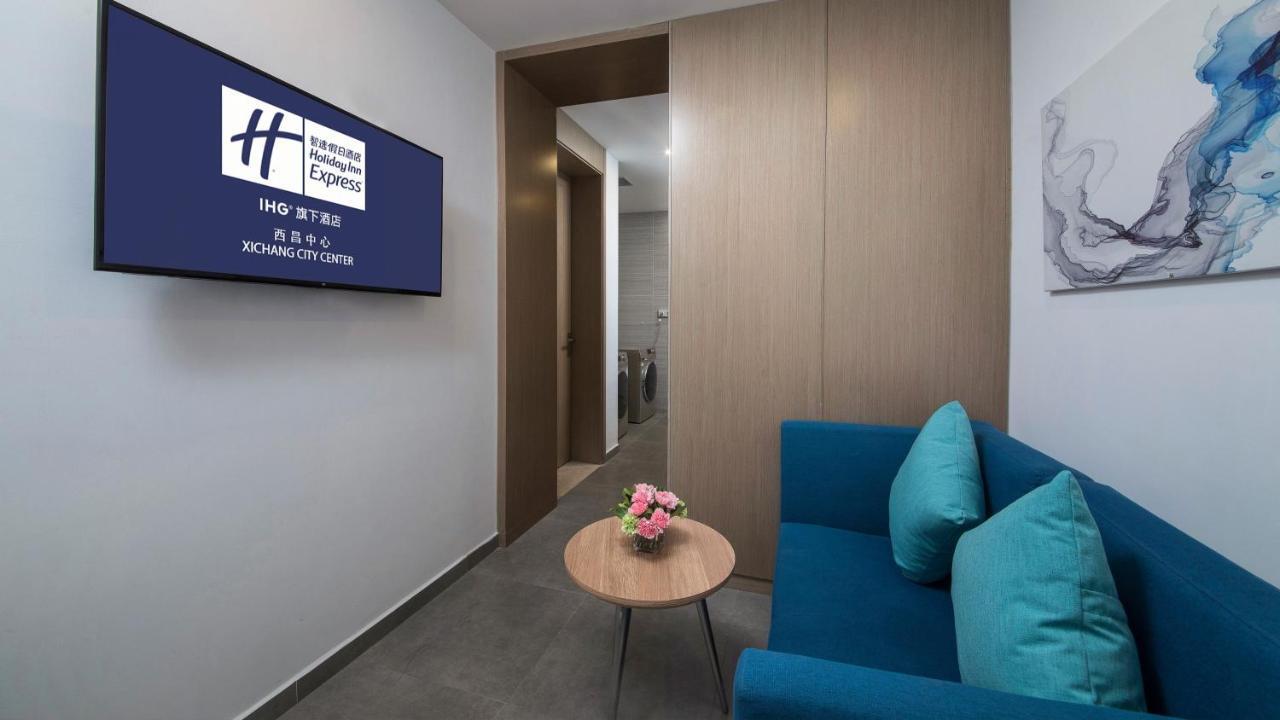 Holiday Inn Express - Xichang City Center By Ihg Экстерьер фото