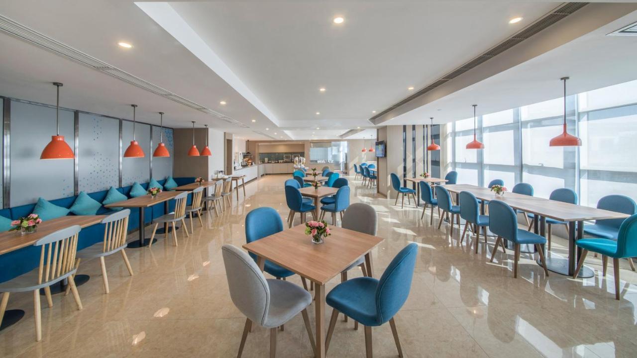 Holiday Inn Express - Xichang City Center By Ihg Экстерьер фото