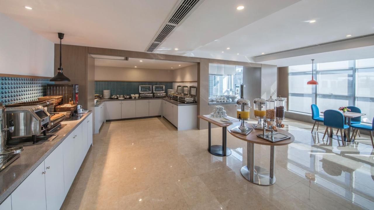 Holiday Inn Express - Xichang City Center By Ihg Экстерьер фото
