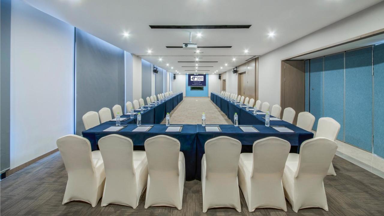 Holiday Inn Express - Xichang City Center By Ihg Экстерьер фото